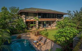 Saffronstays Rockford Manor Villa Āmbavna  India